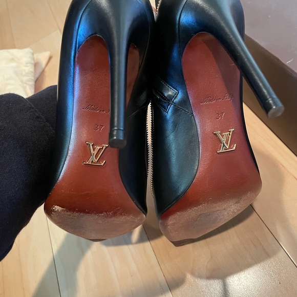 AUTHENTIC * LOUIS VUITTON Booties Size 37 - Picture 6 of 8